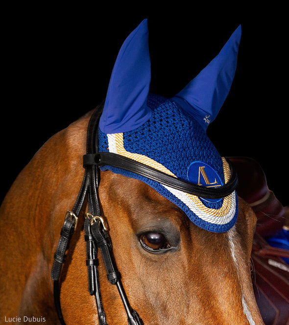 bonnet cheval bleu roi or blanc alexandra ledermann sportswear alsportswear