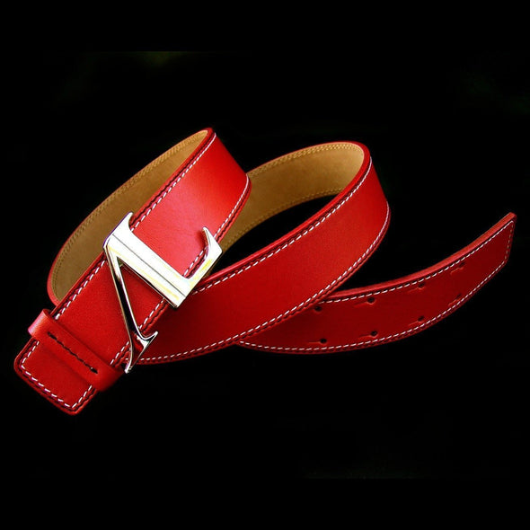 ceinture al cuir rouge surpiqures noire et blanche alexandra ledermann sportswear