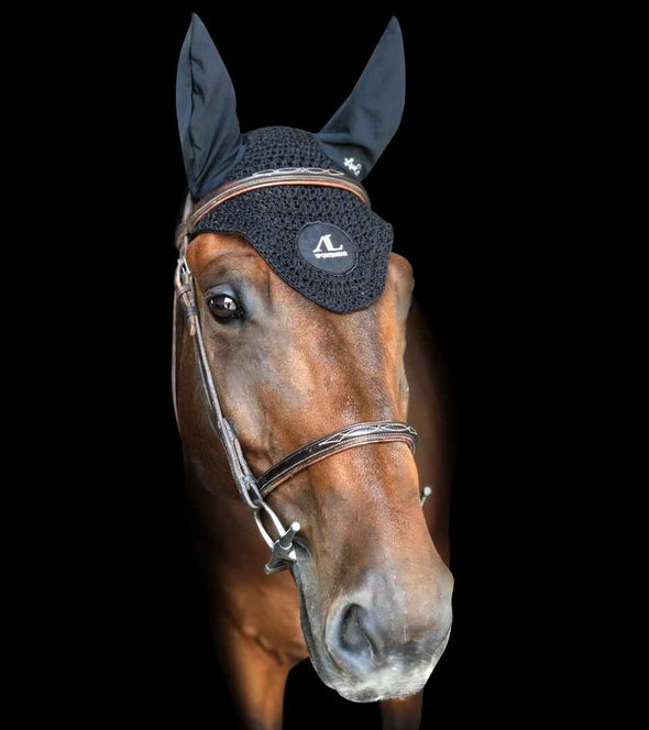 bonnet cheval noir logo al blanc alexandra ledermann sportswear alsportswear