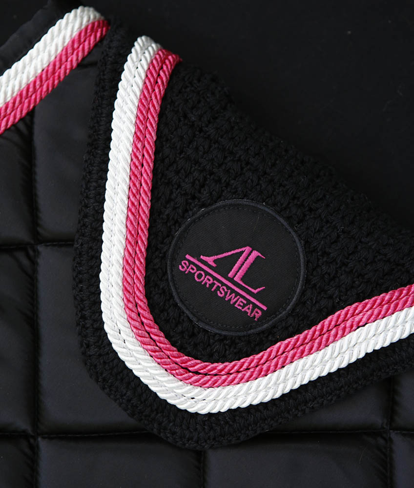 Bonnet Noir, 4 Cordes Or & Vert Sapin ∙ Alexandra Ledermann Sportswear