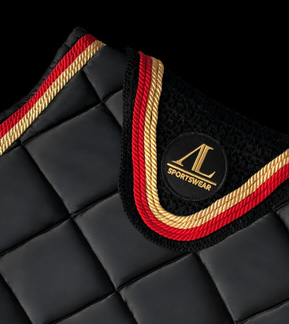 tapis bonnet noir cordes rouge or zoom alsportswear alexandra ledermann sportswear