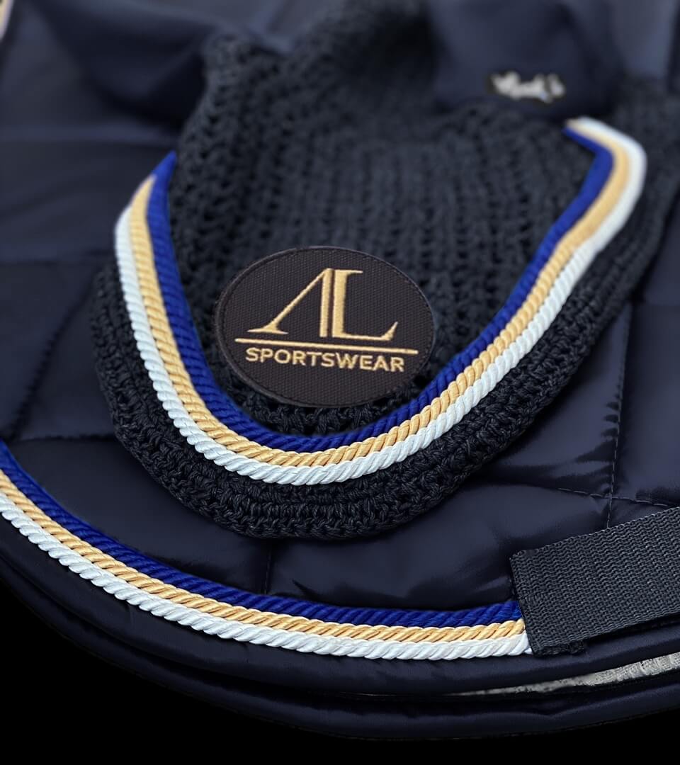 Bonnet Noir, Cordes Bleu Roi & Blanc • Alexandra Ledermann Sportswear
