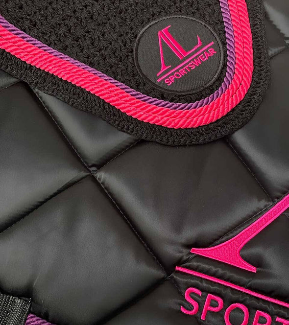 Bonnet Noir, 4 Cordes Or & Vert Sapin ∙ Alexandra Ledermann Sportswear