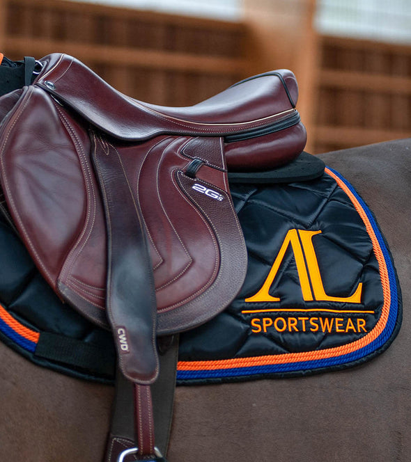 tapis de concours cheval noir orange fusion bleu alexandra ledermann sportswear alsportswear